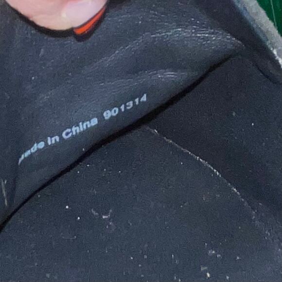 Vince Suede Leather Black Loafers Milo Slip On Flats - Picture 9 of 9